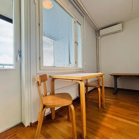 Modern With Sauna, A,c And Free Parking Turku