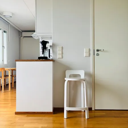 Huoneisto Modern With Sauna, A,c And Free Parking *